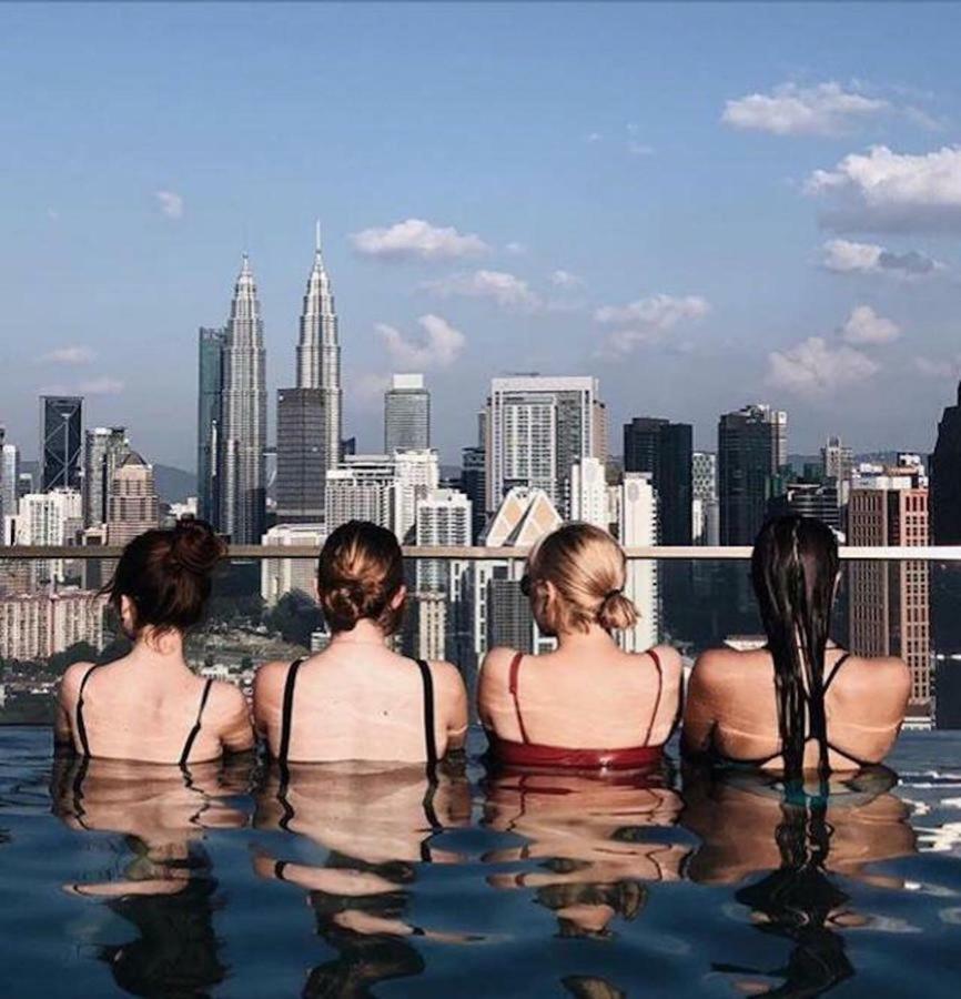 Klcc Inifinity Pool - The Regalia Residences & Suites By Kl Minsu Kuala Lumpur Exterior foto